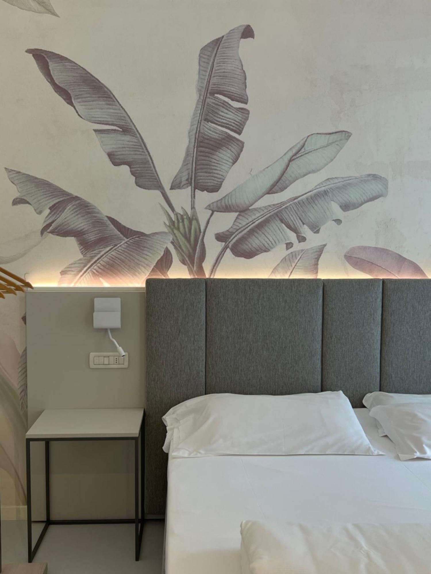 Hotel Nederland Caorle Buitenkant foto