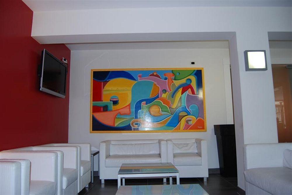 Hotel Nederland Caorle Buitenkant foto